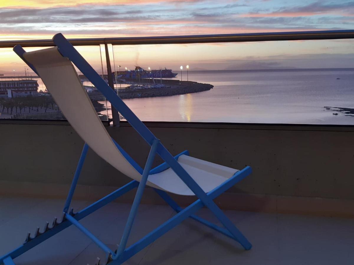 Boutique Lungomare Aparthotel Porto Torres Exterior photo